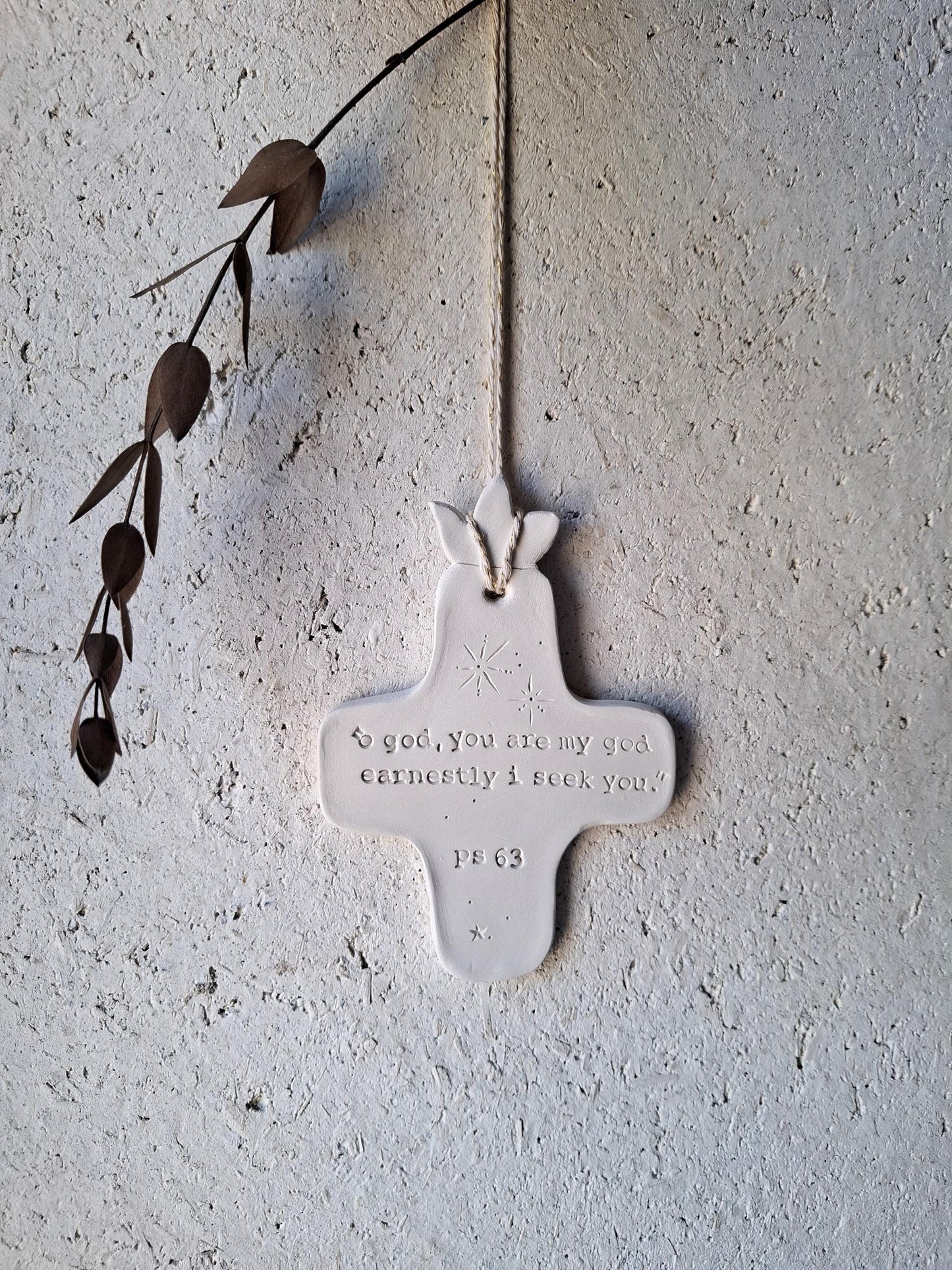 ceramic wall cross, to hang, prayer corner, baptism gift, communion, confirmation, engraved with the gospel, psalm, bible, Christian