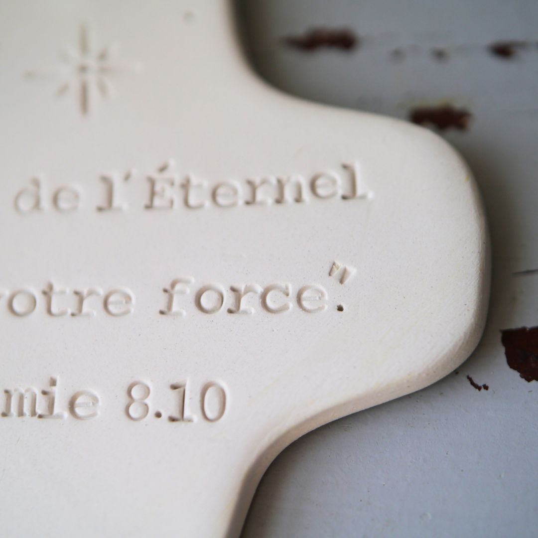 Christian ceramic wall cross, inscribed with the Word (Bible, Psalm, Gospel), prayer corner, baptism gift, communion, confirmation
