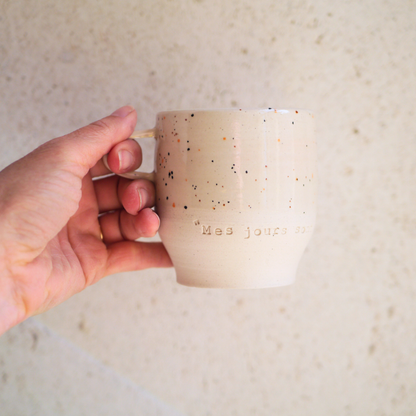 Petite tasse à picots