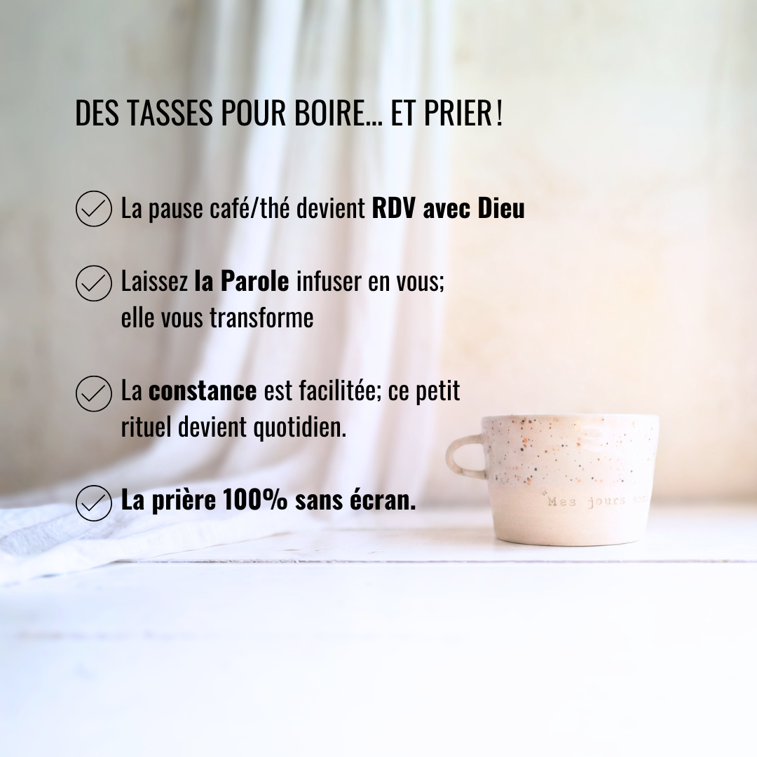 Petite tasse carrée à picots