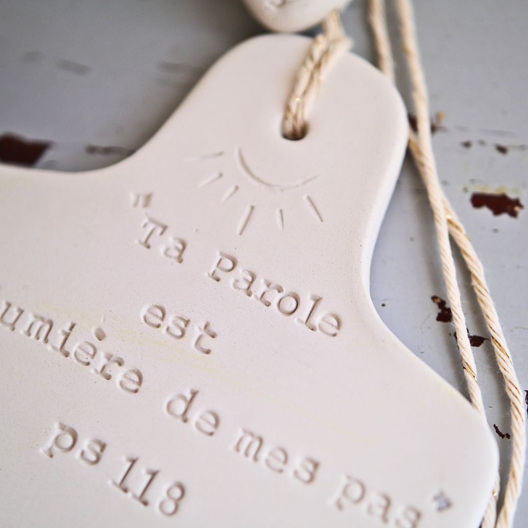 Croix Céramique Murale
