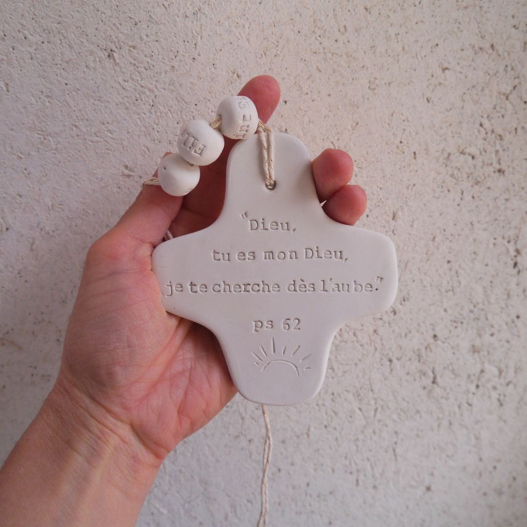 Ceramic wall cross