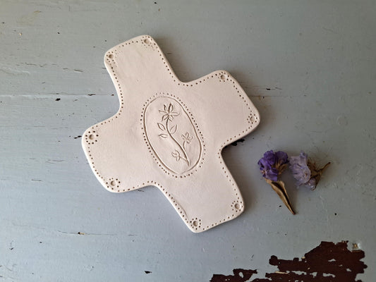 Ceramic wall cross