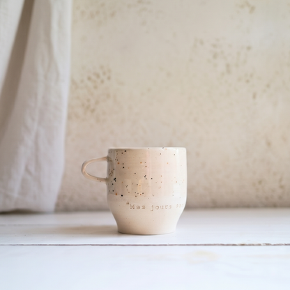 Petite tasse à picots