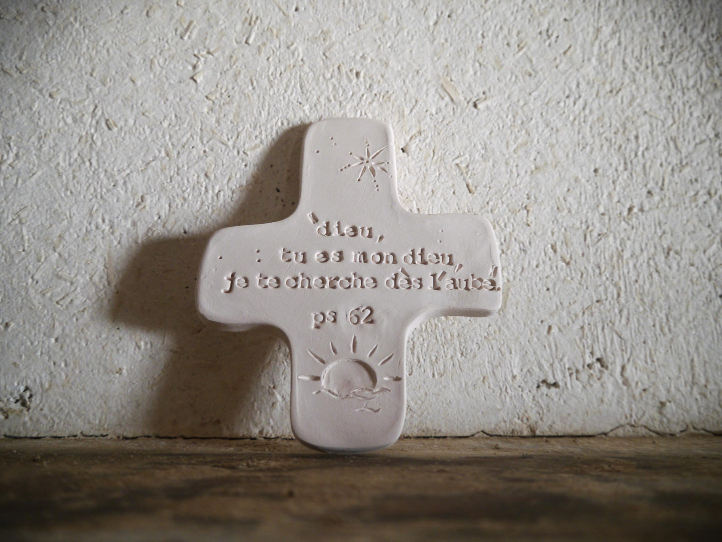 Ceramic wall cross