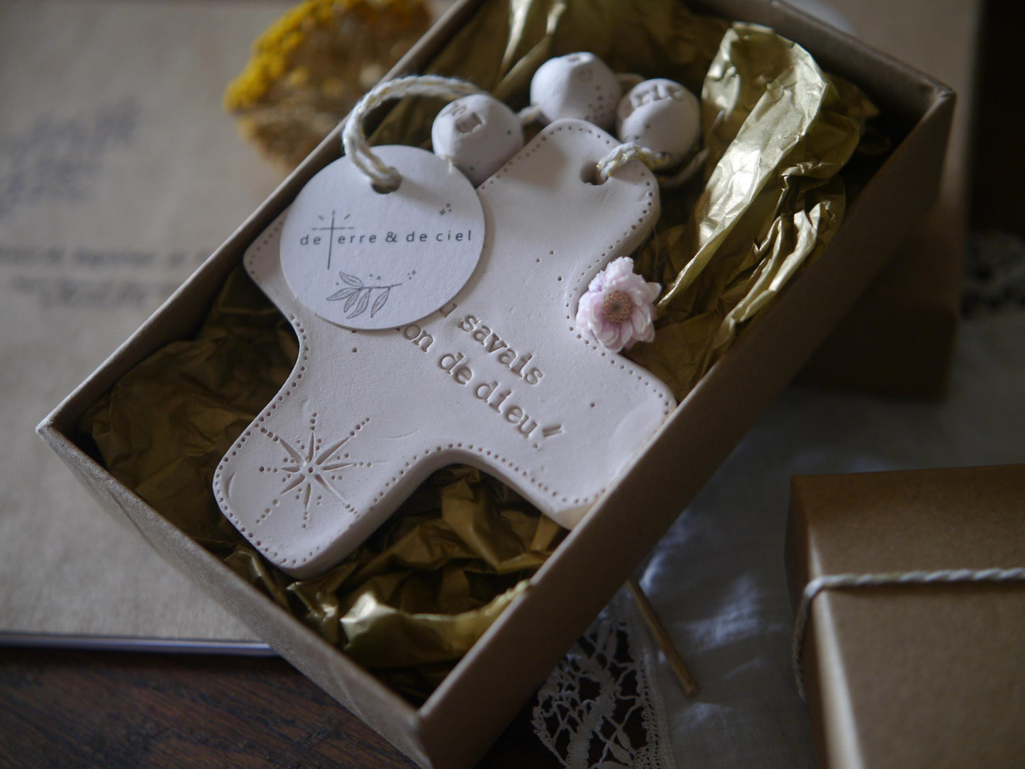 2 Duo baptism gift boxes: ceramic wall crosses for godchild and godfather/godmother